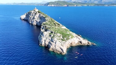 Unihabited islands by kayak, Croatia